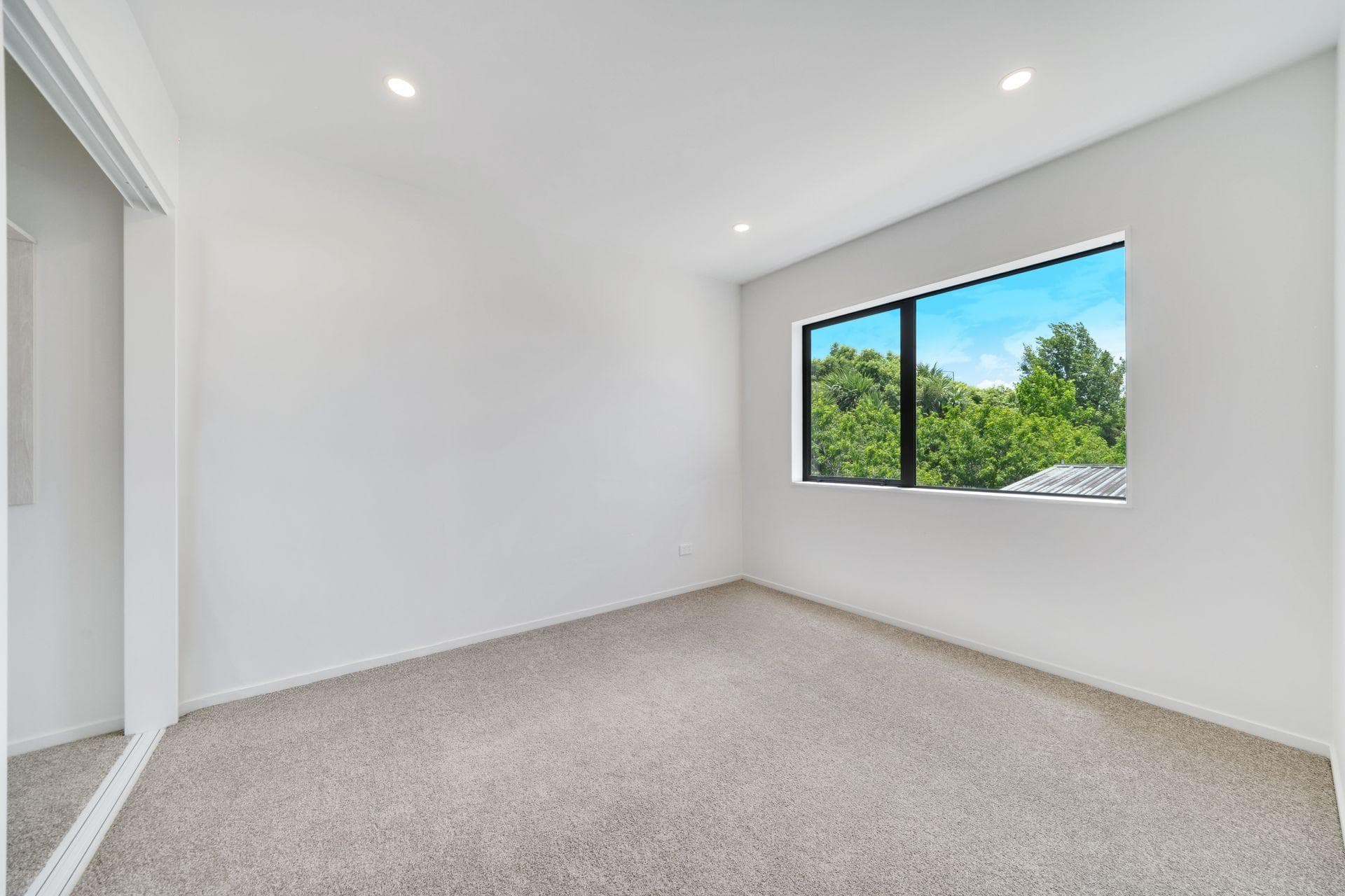 29 Skipton Street, Mangere East. Photo 9 of 11.