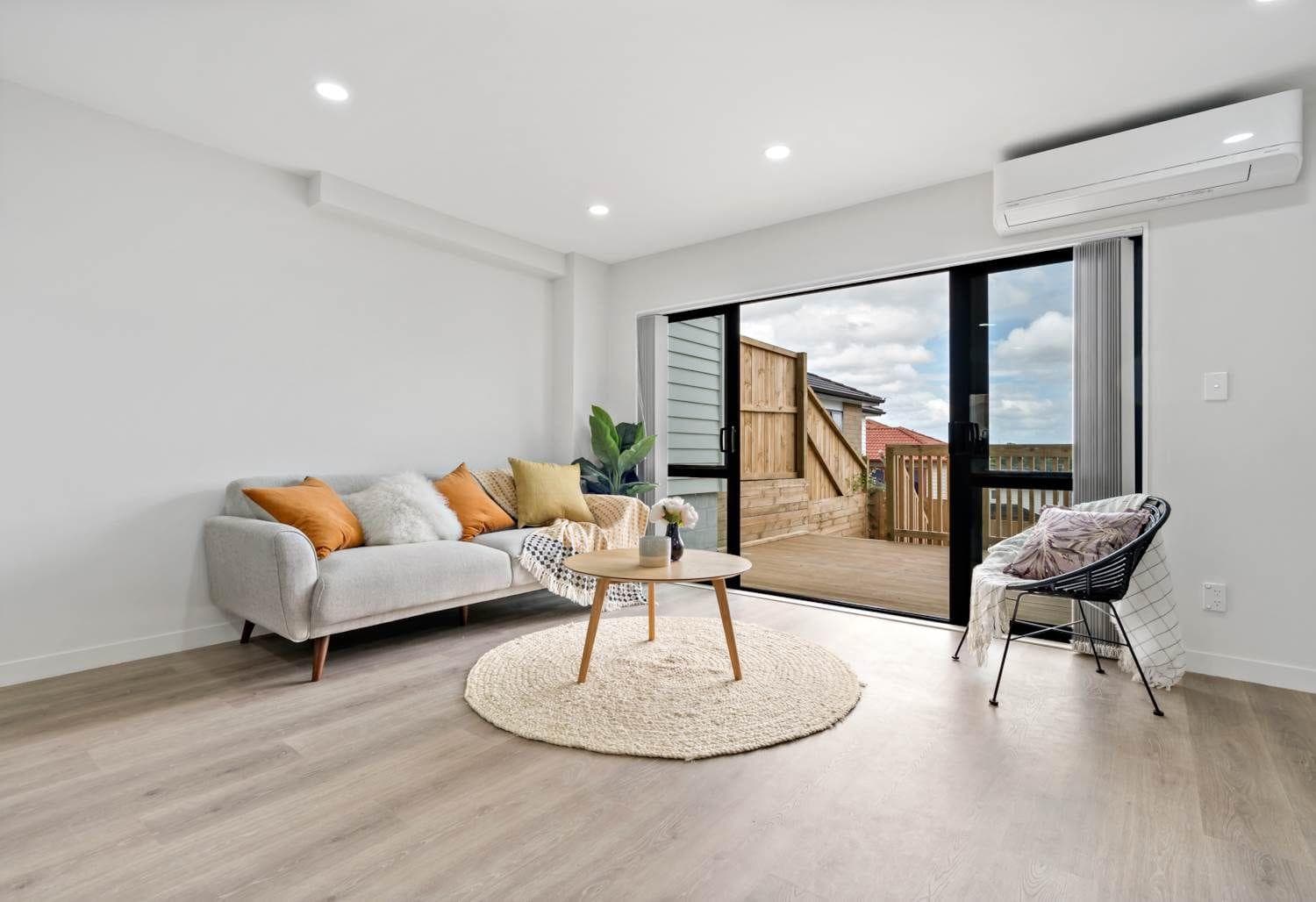 44 & 46 Hillcrest Road, Papatoetoe. Photo 1 of 11.