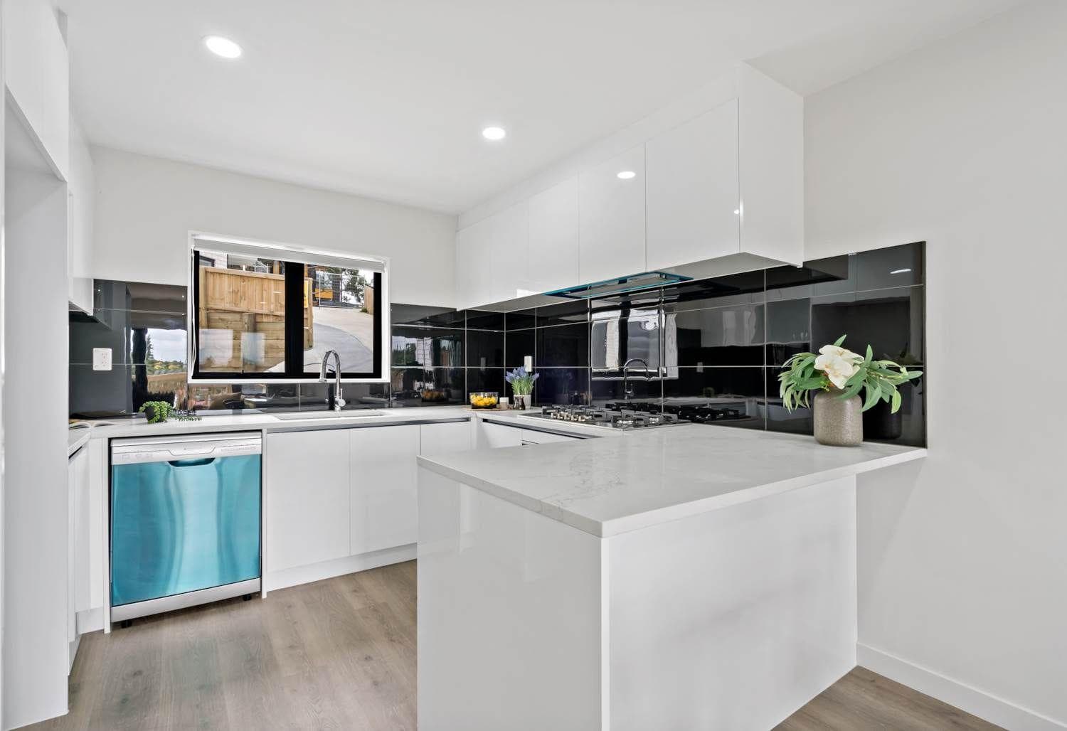 44 & 46 Hillcrest Road, Papatoetoe. Photo 11 of 11.