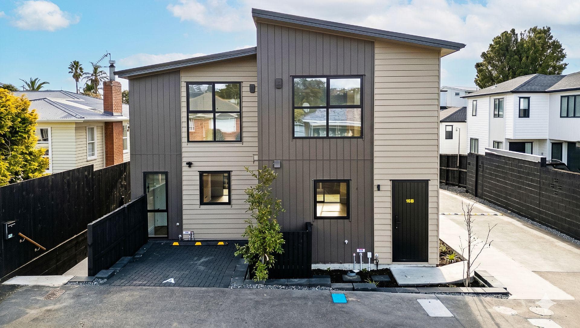 16 Geneva Place, Blockhouse Bay. Photo 1 of 24.