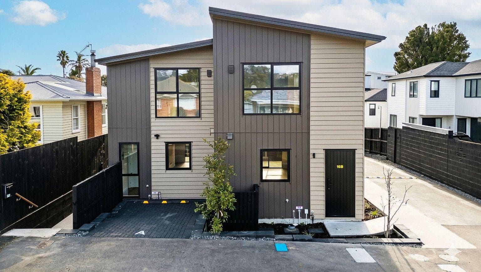 16 Geneva Place, Blockhouse Bay