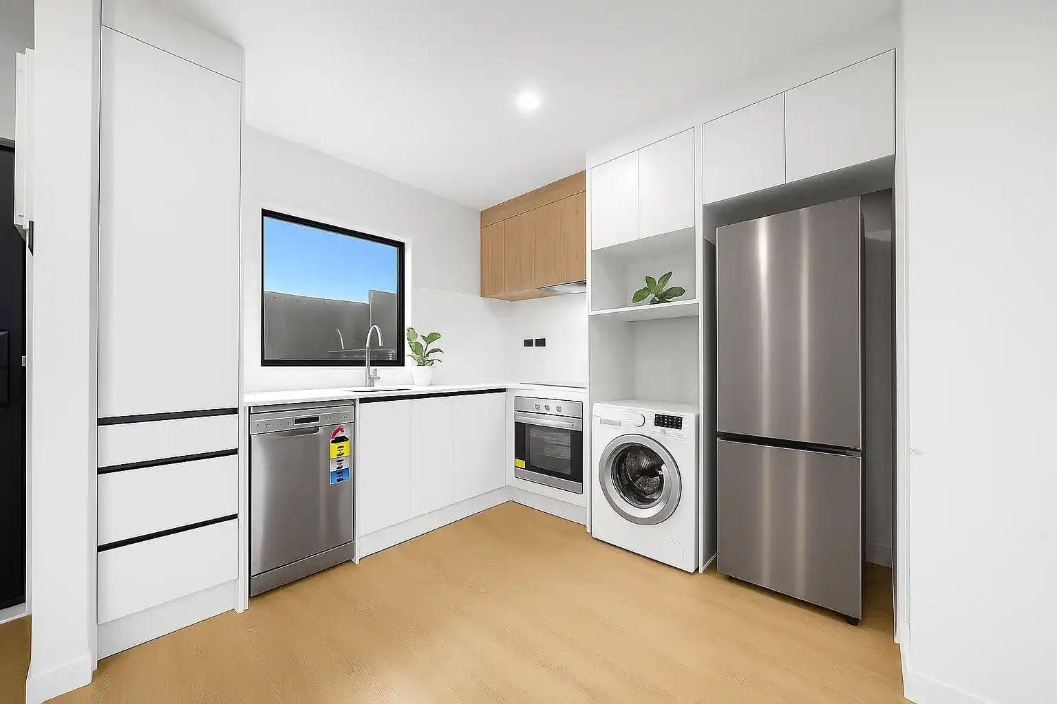 114 Coronation Road, Mangere Bridge. Photo 6 of 14.
