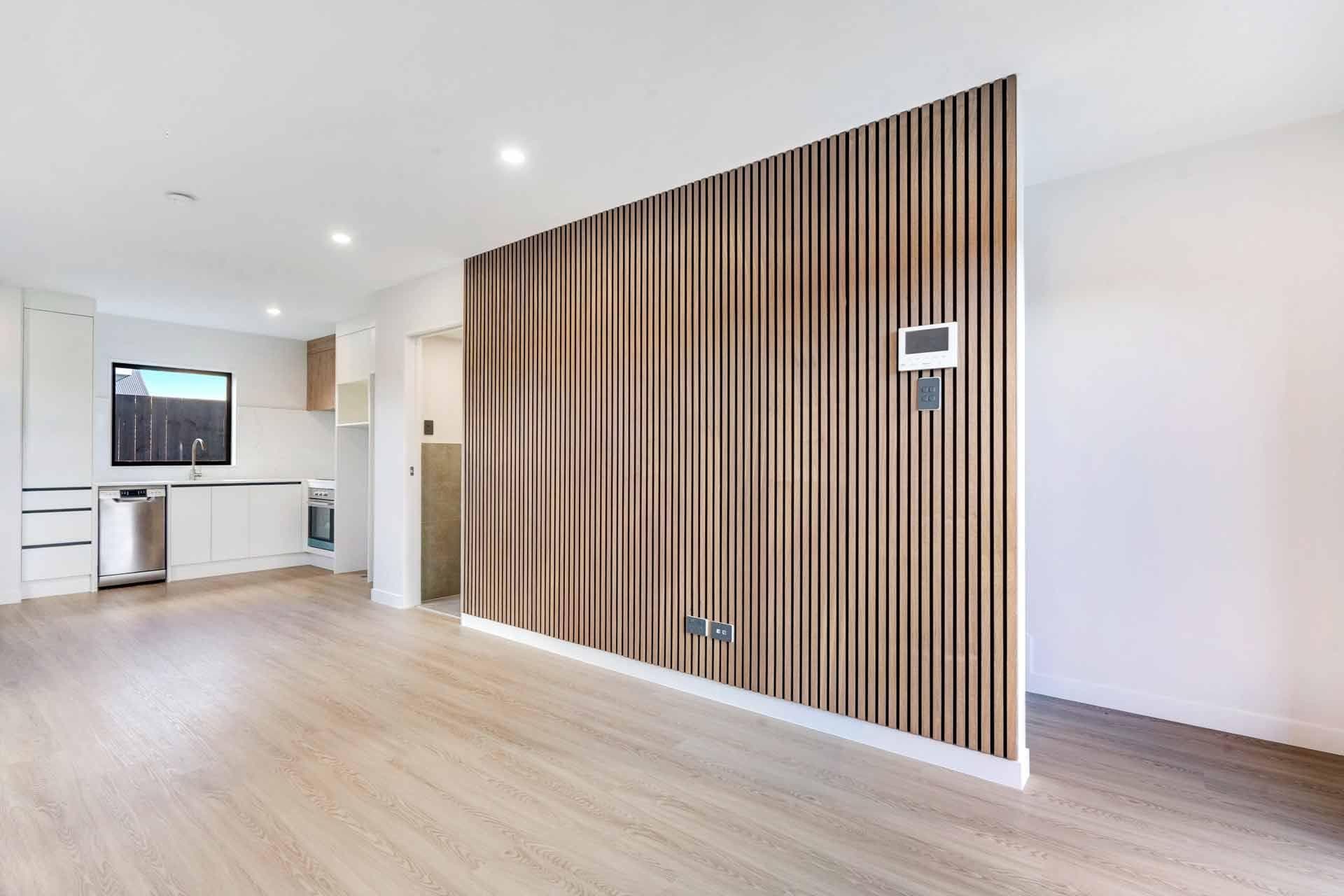 114 Coronation Road, Mangere Bridge. Photo 9 of 14.