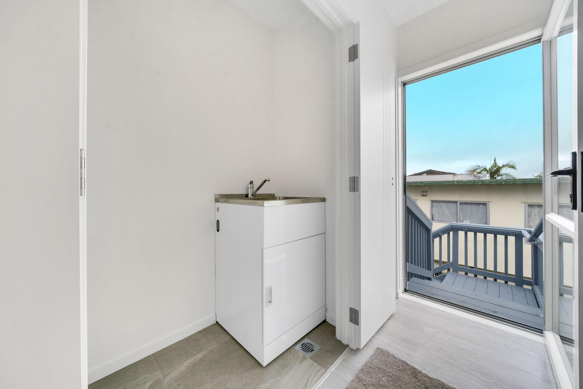 16 Dallinghoe Crescent, Milford. Photo 10 of 12.