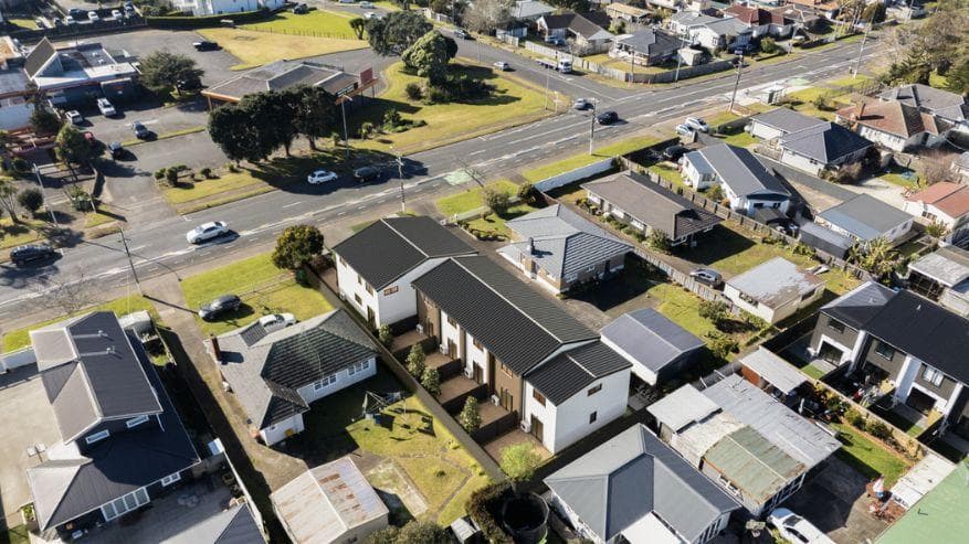 114 Coronation Road, Mangere Bridge. Photo 14 of 14.